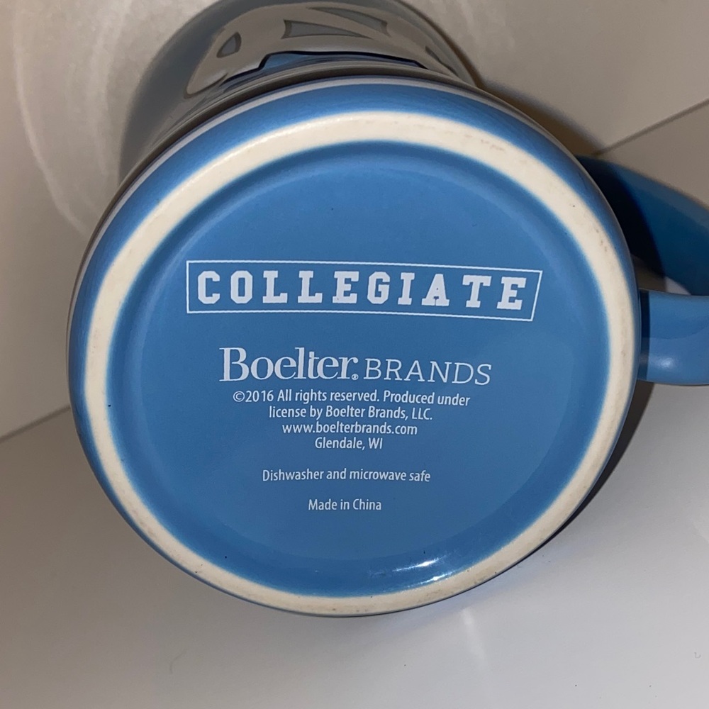 NWOT UNC Blue Logo 14 oz Mug - Picture 5 of 5